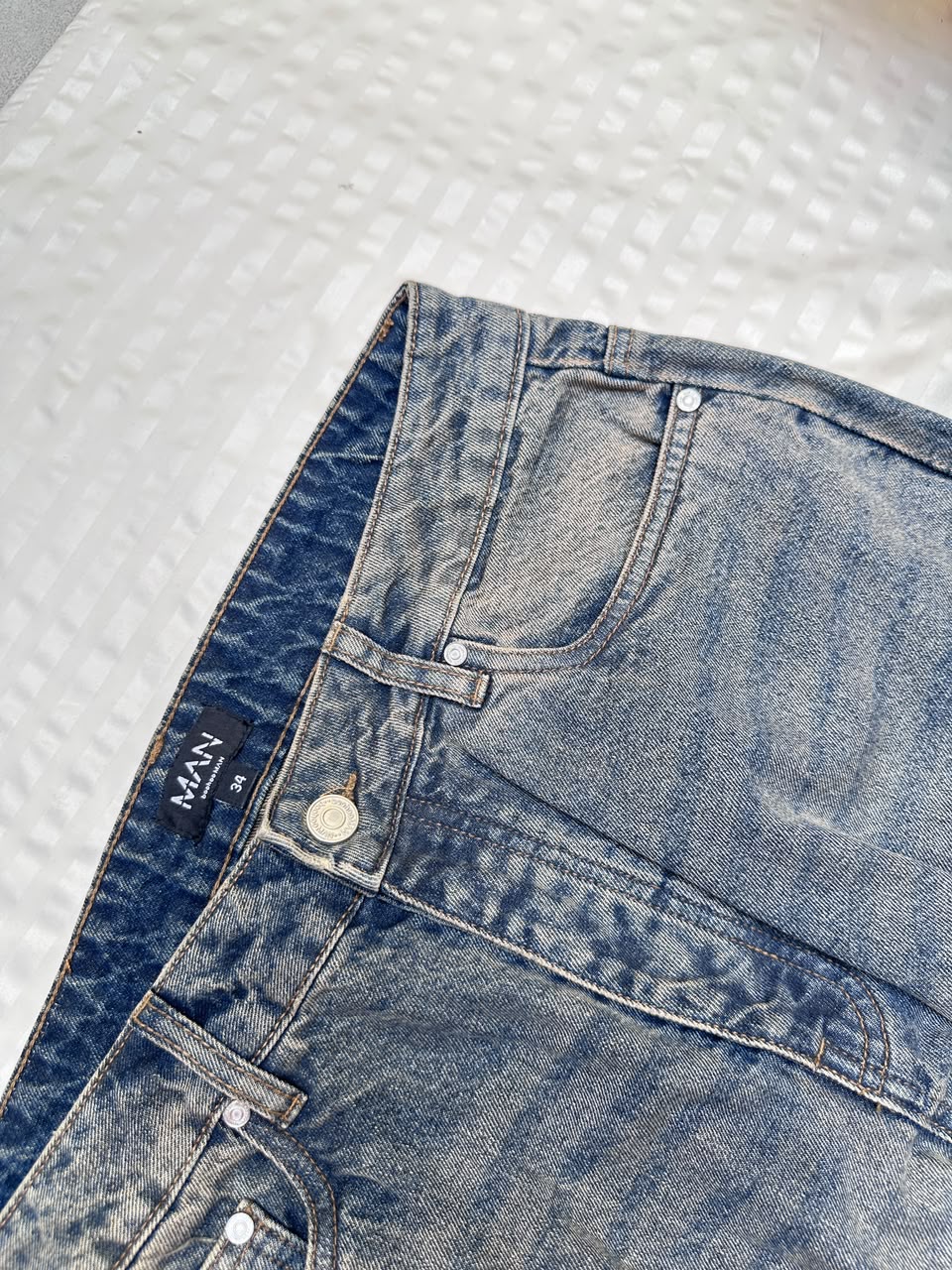 High-Waist Acid Wash Wide-Leg Denim pants - Image 4