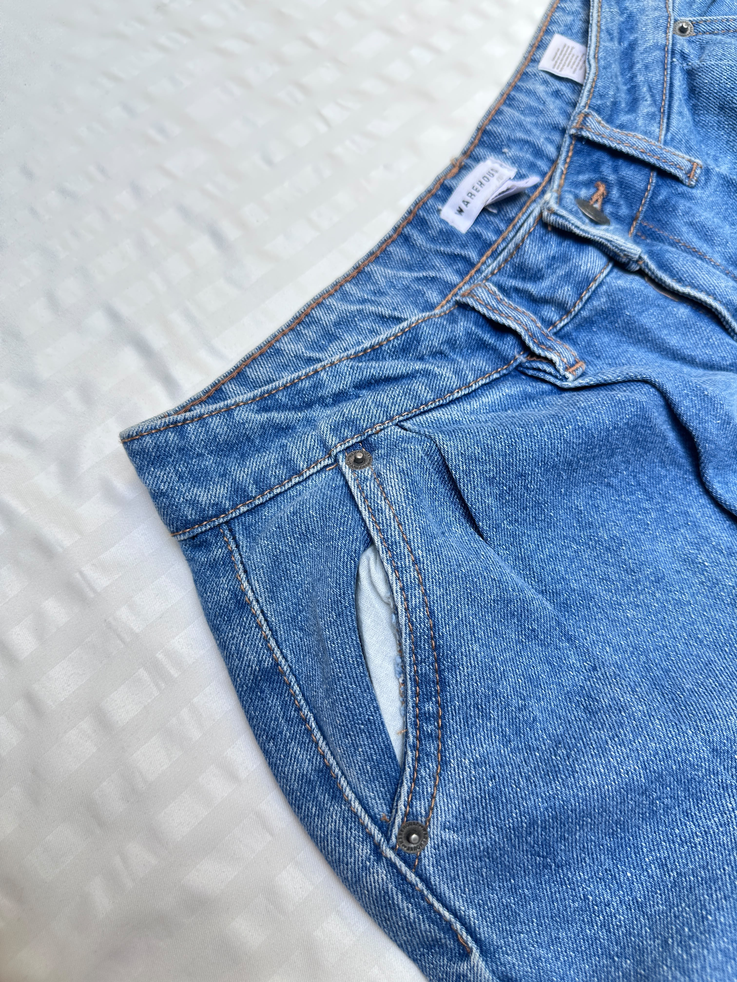 High-Waisted Pintuck Wide-Leg Denim Pants - Image 3